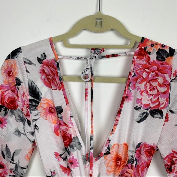 NWT TRIXXI Francesca's Crop Floral Wrap Jumpsuit - Picture 16 of 16